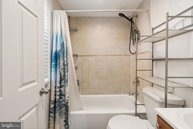 735 WESTWOOD LN, Aldan, PA 19018