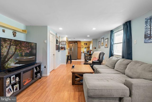 735 WESTWOOD LN, Aldan, PA 19018