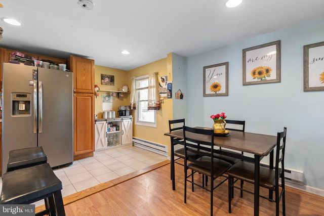 735 WESTWOOD LN, Aldan, PA 19018