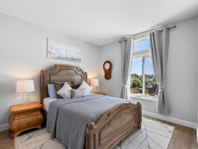 2624 Mesa Drive, Oceanside, CA 92054