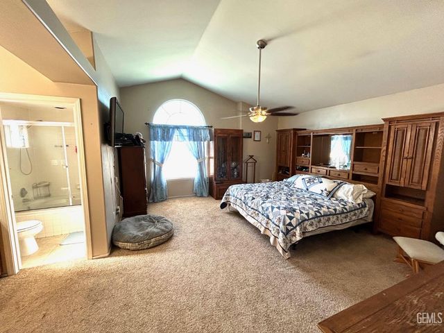 1514 Park City Avenue, Bakersfield, CA 93307