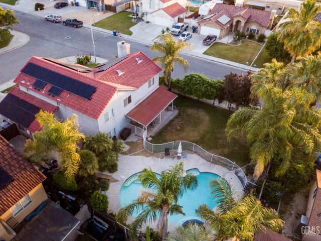 1514 Park City Avenue, Bakersfield, CA 93307