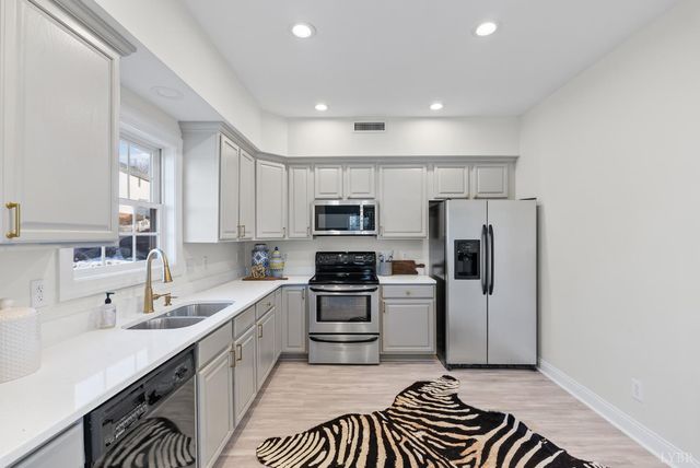 300 Wyndhurst Drive, Lynchburg, VA 24502