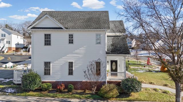 300 Wyndhurst Drive, Lynchburg, VA 24502