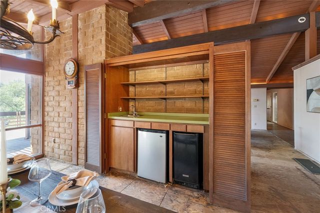 677 N Deodar, Bradbury, CA 91008
