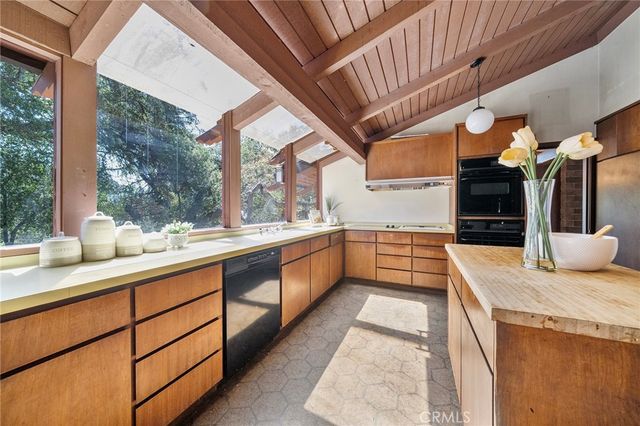 677 N Deodar, Bradbury, CA 91008