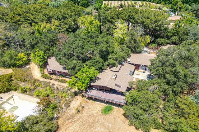 677 N Deodar, Bradbury, CA 91008