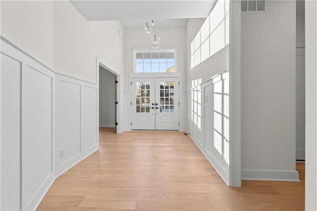 16932 Parkhill Street, Overland Park, KS 66221