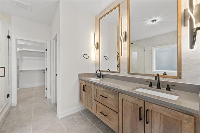 16932 Parkhill Street, Overland Park, KS 66221