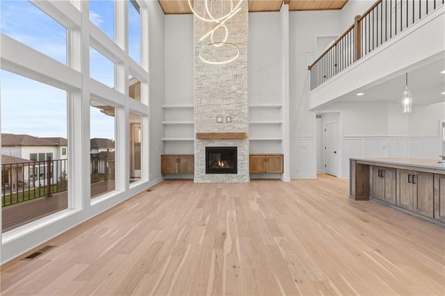 16932 Parkhill Street, Overland Park, KS 66221