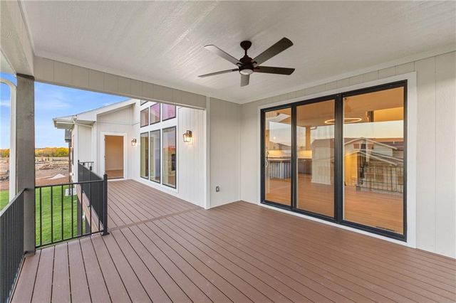 16932 Parkhill Street, Overland Park, KS 66221