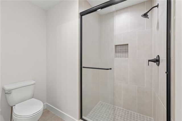 16932 Parkhill Street, Overland Park, KS 66221