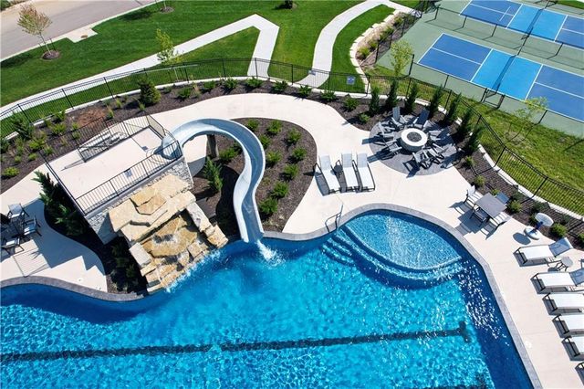 16932 Parkhill Street, Overland Park, KS 66221