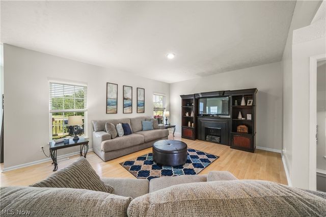 10214 Ridgeview Court, Streetsboro, OH 44241