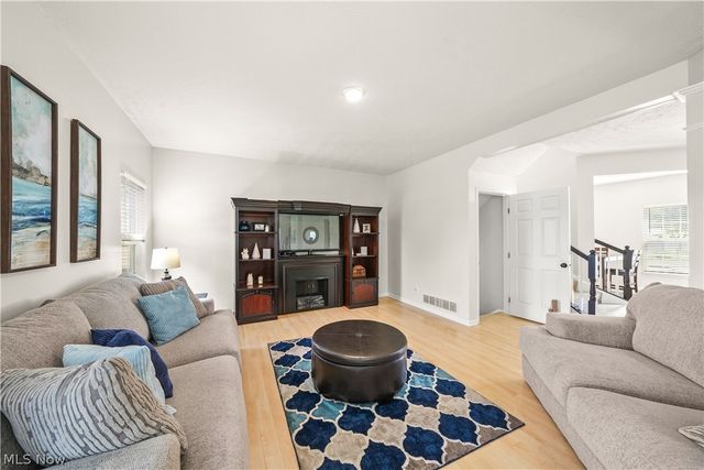 10214 Ridgeview Court, Streetsboro, OH 44241