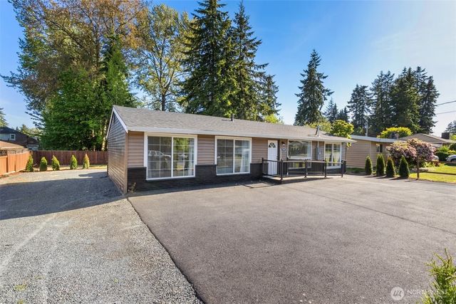 5004 188th Street SW, Lynnwood, WA 98037