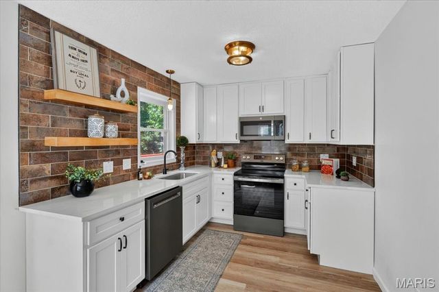 1704 Lewis Lane, Barnhart, MO 63012