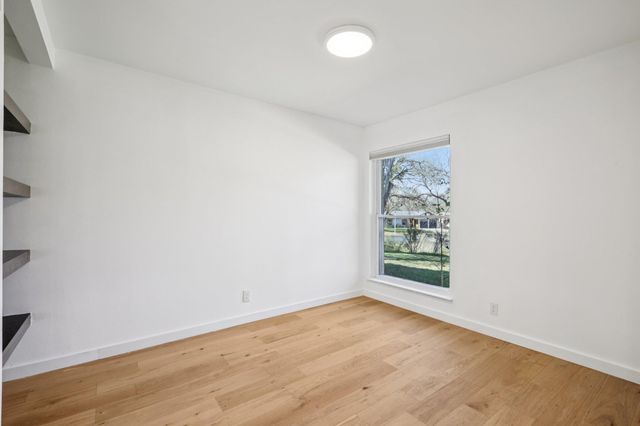 7205 Twisted Oaks DR, Austin, TX 78745