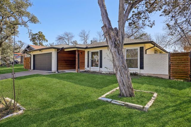 7205 Twisted Oaks DR, Austin, TX 78745
