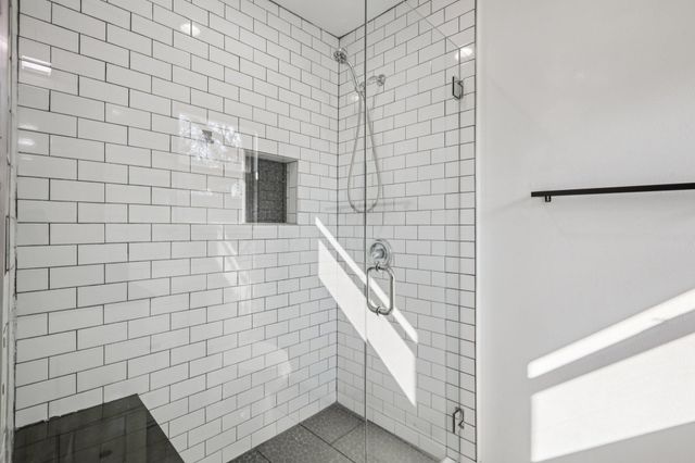 7205 Twisted Oaks DR, Austin, TX 78745