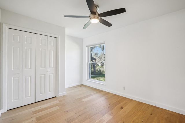 7205 Twisted Oaks DR, Austin, TX 78745