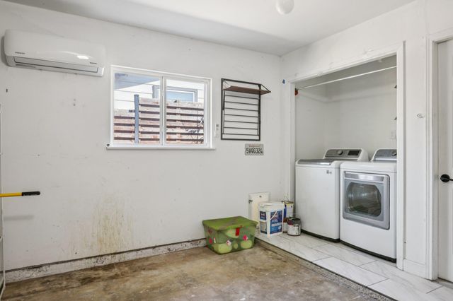 7205 Twisted Oaks DR, Austin, TX 78745