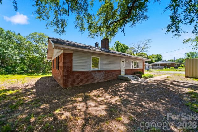 1807 S Post Road, Shelby, NC 28152
