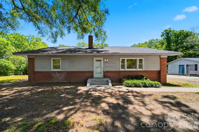 1807 S Post Road, Shelby, NC 28152