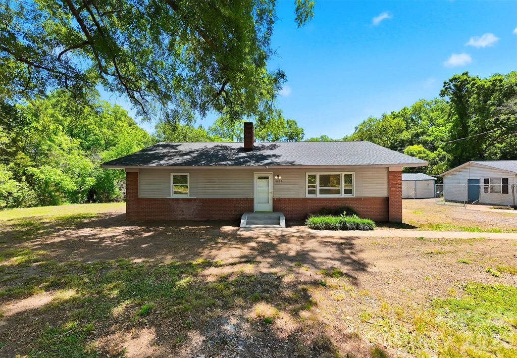 1807 S Post Road, Shelby, NC 28152