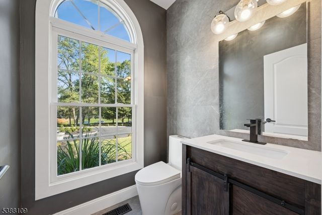 2 WRIGHT LANE, Mendham Twp., NJ 07931