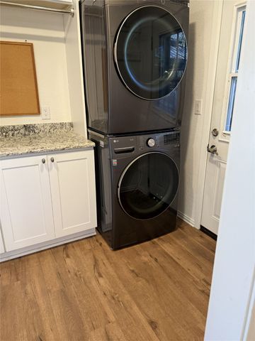 1002 W 4th Street, Keene, TX 76059