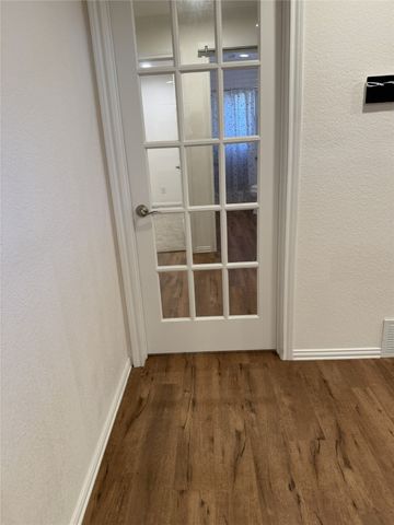 1002 W 4th Street, Keene, TX 76059