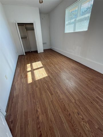 1002 W 4th Street, Keene, TX 76059