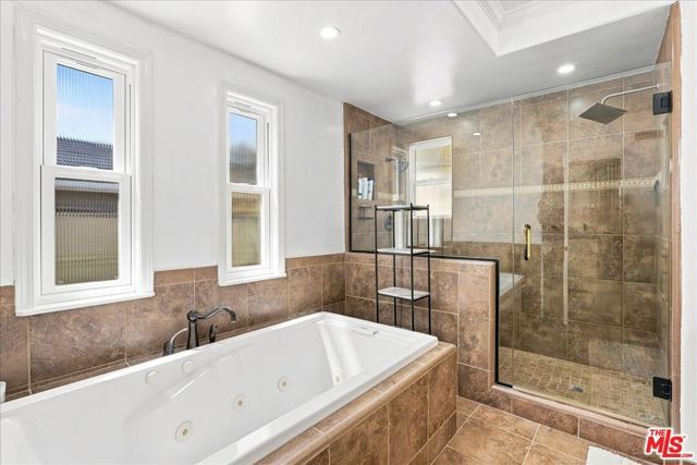 1940 Country Club Road, Thousand Oaks, CA 91360
