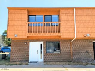 693 Carroll Street, Akron, OH 44304