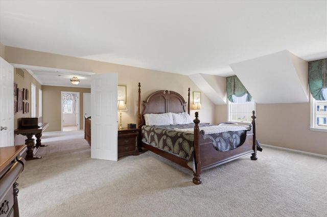72 BOBBIE DR, Ivyland, PA 18974