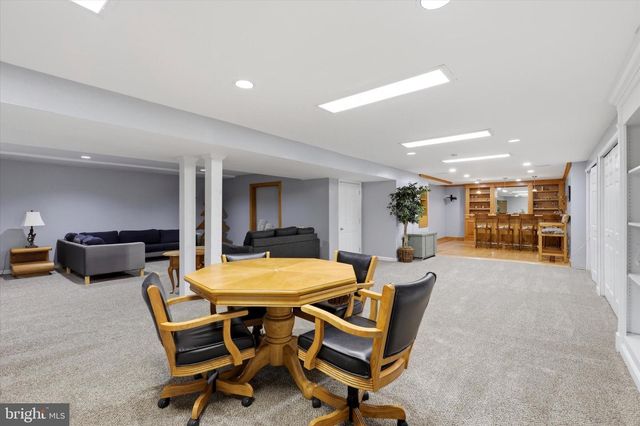 72 BOBBIE DR, Ivyland, PA 18974