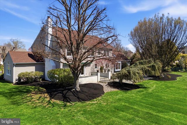 72 BOBBIE DR, Ivyland, PA 18974