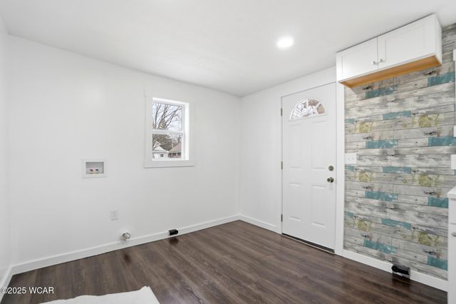 124 N Perry Street, Lima, OH 45801