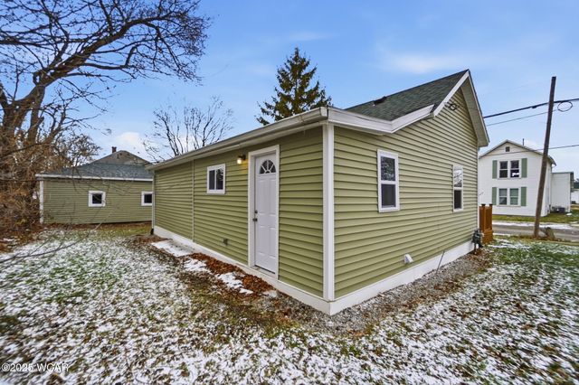 124 N Perry Street, Lima, OH 45801