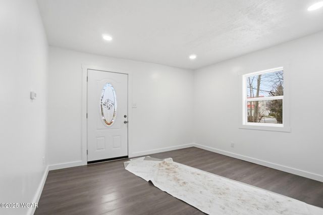 124 N Perry Street, Lima, OH 45801