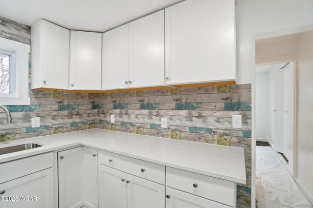 124 N Perry Street, Lima, OH 45801