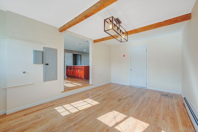 280 S Bayview Avenue, Amityville, NY 11701