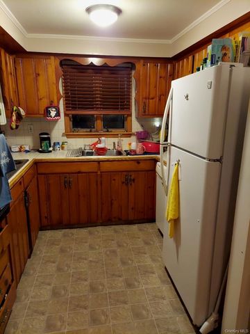 280 S Bayview Avenue, Amityville, NY 11701