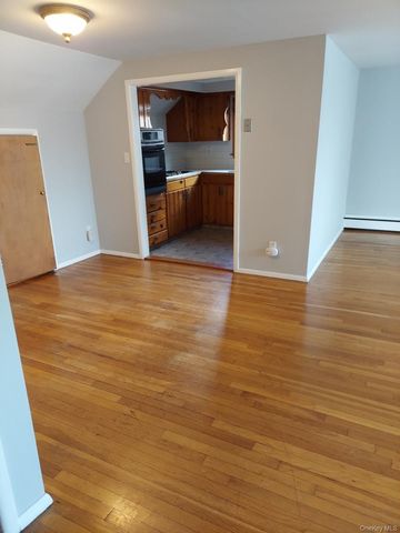 280 S Bayview Avenue, Amityville, NY 11701