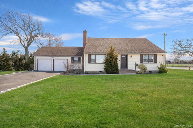 280 S Bayview Avenue, Amityville, NY 11701