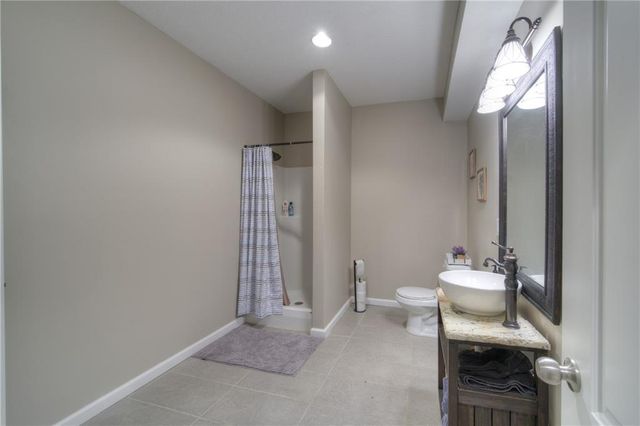 419 E 166th Court, Belton, MO 64012