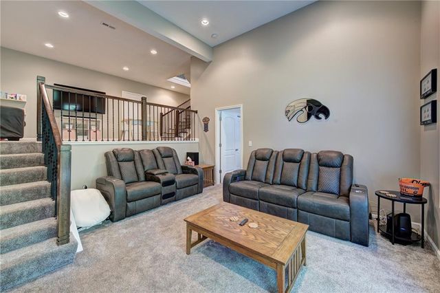 419 E 166th Court, Belton, MO 64012