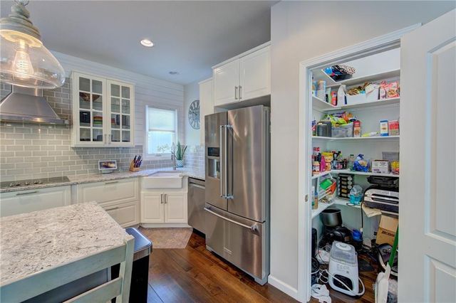 419 E 166th Court, Belton, MO 64012