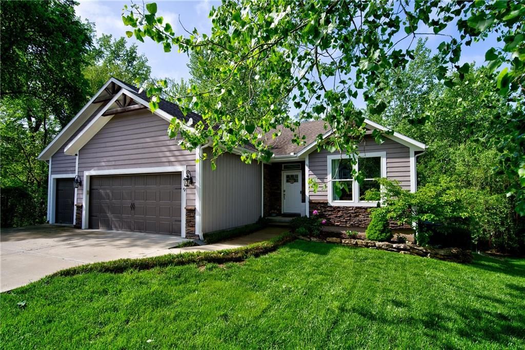 419 E 166th Court, Belton, MO 64012